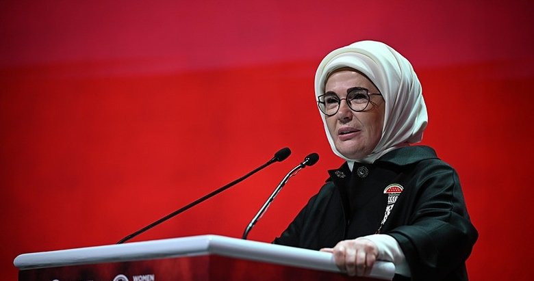 Kahraman kadın gazeteciler irfan ve cesaret timsalleridir