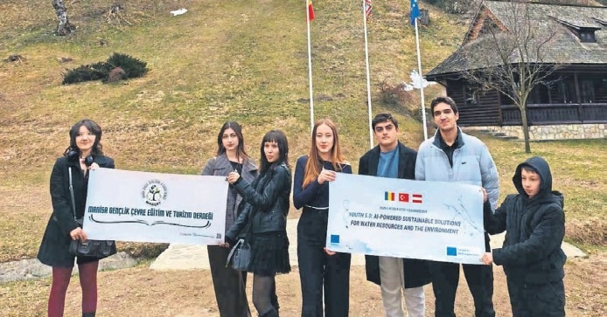 Manisalı gençler yapay zeka ile yeşil çözümler aradı