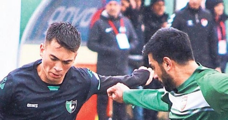 Denizlispor avantajı kaçırdı