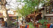 İzmir’de emekli maaşıyla pazar keyfi!