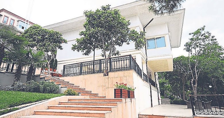 Soyer’in şatosu artık halkın hizmetinde