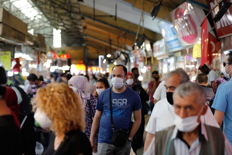 Arefe günü kargolar çalışıyor mu? Arefe günü berberler açık mı? Arefe günü kuaförler açık mı? Arefe günü hangi işletmeler hizmet verecek?