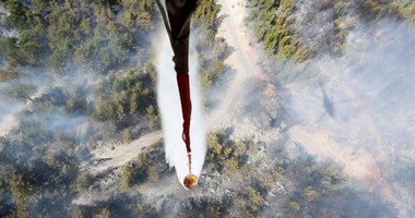 Muğla'daki orman yangınlarıyla mücadele havadan görüntülendi