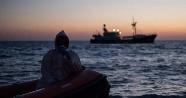 Yunanistan’ın ölüme terk ettiği 46 kaçak göçmen kurtarıldı