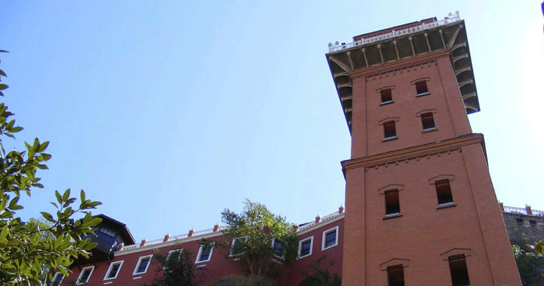 İranlı yönetmenden Asansörde aşk filmi