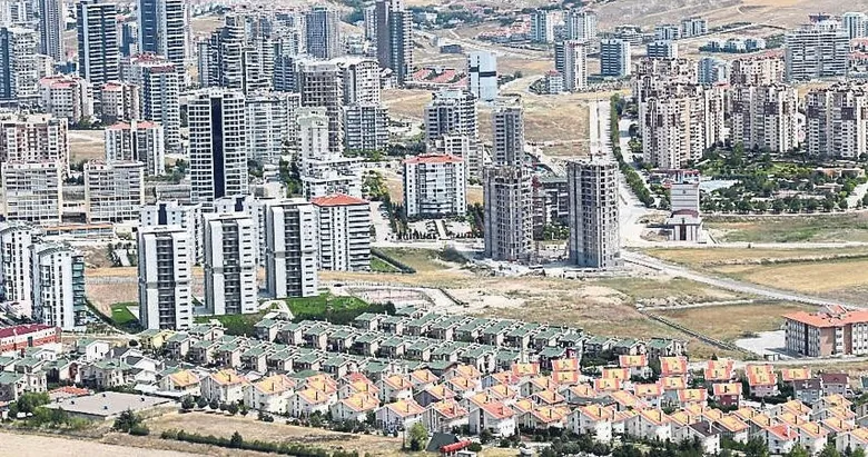 Yılın ilk 4 ayında 1 milyona yakın gayrimenkul satıldı
