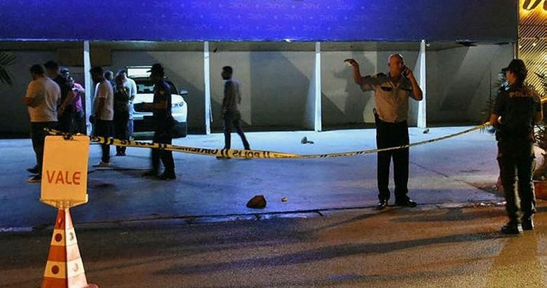 İzmir’de silahlı kavga: 4 yaralı
