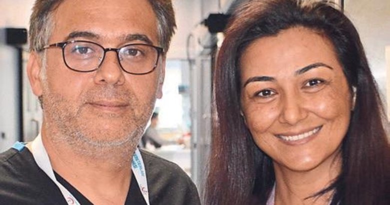 Doktor çift zorlukları sevgiyle aşıyor