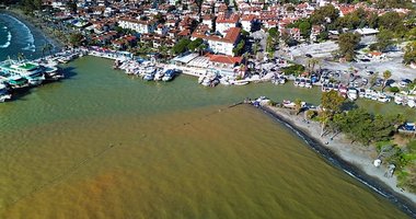 Muğla Akyaka’da suyun rengi değişti