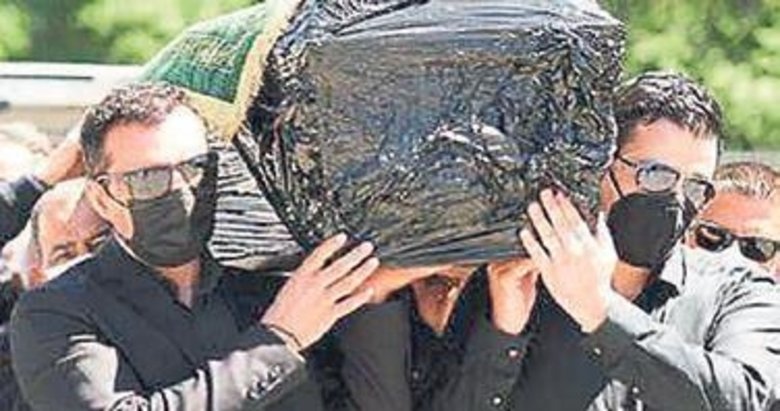 Rafet El Roman babasını kaybetti