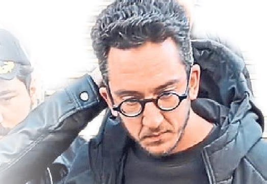 Fenomenler mercek altında