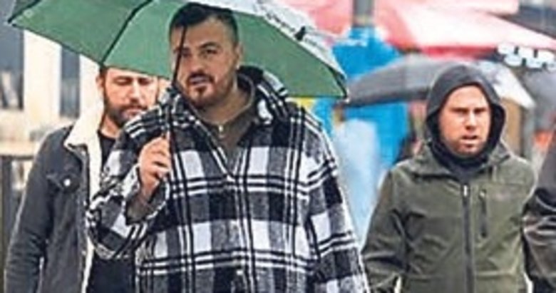 Şemsiye talebi 3 günde yüzde 179 yükseldi