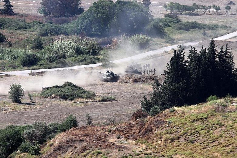 Hedefler başarıyla vuruldu! İzmir’de vatandaşlar ilgi ve heyecanla takip etti