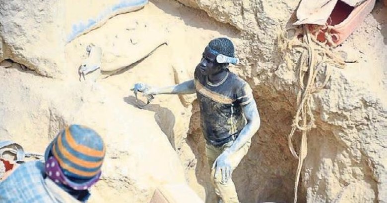 Altın madenindeki terör saldırısında 20 kişi öldü