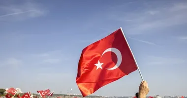 28 Ekim yarım gün tatil mi?