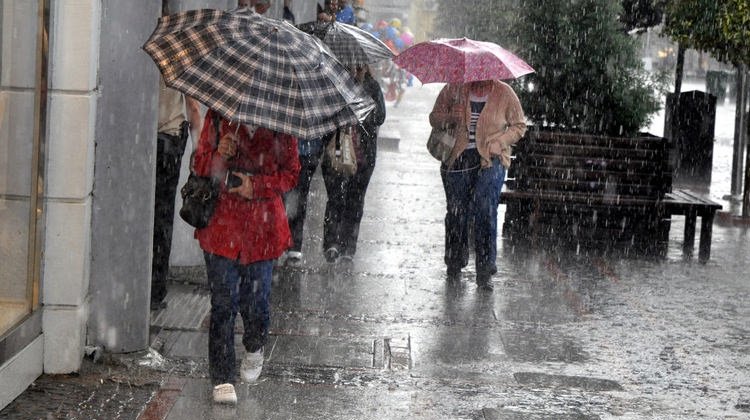 Meteoroloji’den kuvvetli yağış uyarısı! İzmir’de bugün hava nasıl olacak? 11 Ekim 2018 hava durumu.