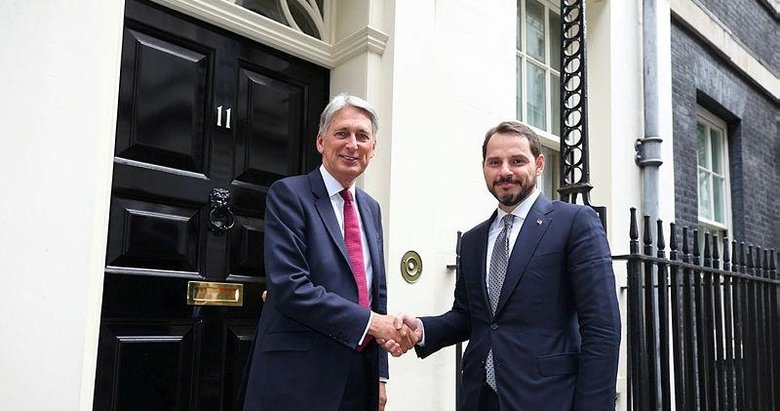 Hazine ve Maliye Bakanı Berat Albayrak İngiltere’de