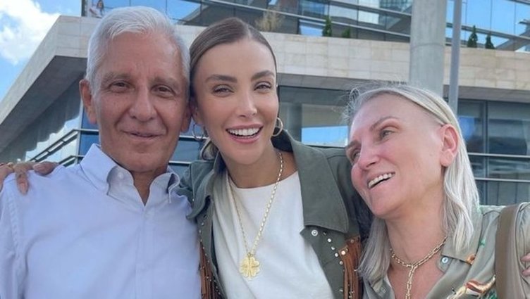 Özge Ulusoy’un acı günü!