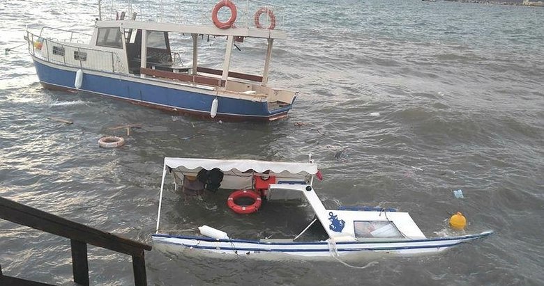 Dikili’yi fırtına vurdu! Limanda tekneler battı
