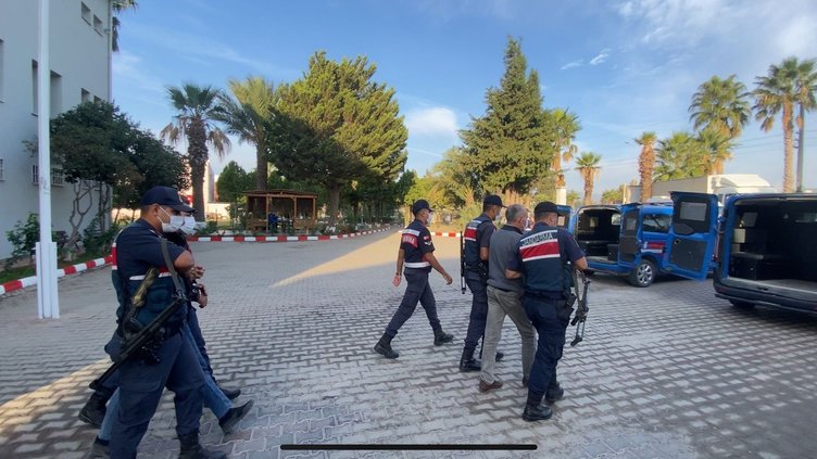 İzmir’de göçmen kaçakçılığına izin yok! 5 organizatör ve 86 göçmen kıskıvrak yakalandı!
