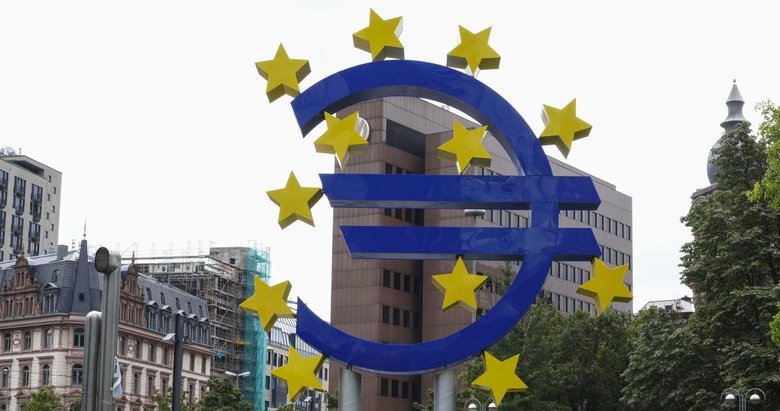 Euro Bölgesi ekonomisi ikinci çeyrekte yüzde 0,3 büyüdü