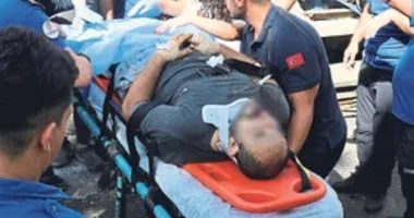 Çekicide sıkışan sürücü itfaiye ekiplerince kurtarıldı