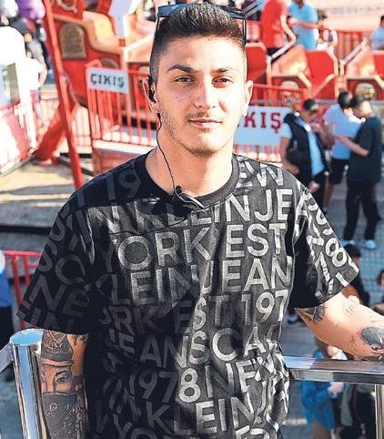 Bayramın keyfini lunaparkta çıkardılar