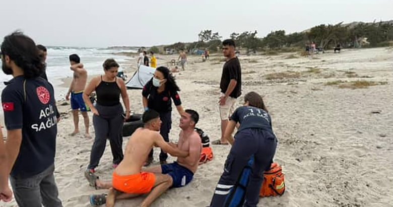 İzmir Alaçatı’da denize giren genç akıntıya kapılarak boğuldu! Arkadaşları sinir krizi geçirdi