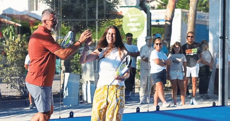 Çeşme Ilıca Raket Sporları Tesisi açıldı
