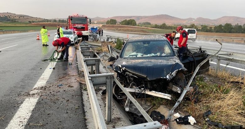 Hayırsever iş insanı ve eşi kazada hayatını kaybetti! Memleketi yasa boğuldu