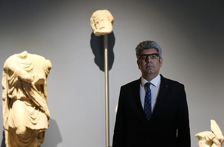 Efes Müzesi binlerce yıllık tarihe ışık tutuyor