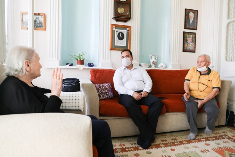 Evine 3 milyon euro veren Yunan’a tokat gibi cevap: Yunan bayrağı dalgalanamaz