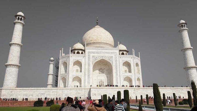tasa-islenen-ask-tac-mahal-1780954576916.jpeg