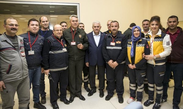 Yıldırım'dan havada 'yeni yıl' kutlaması