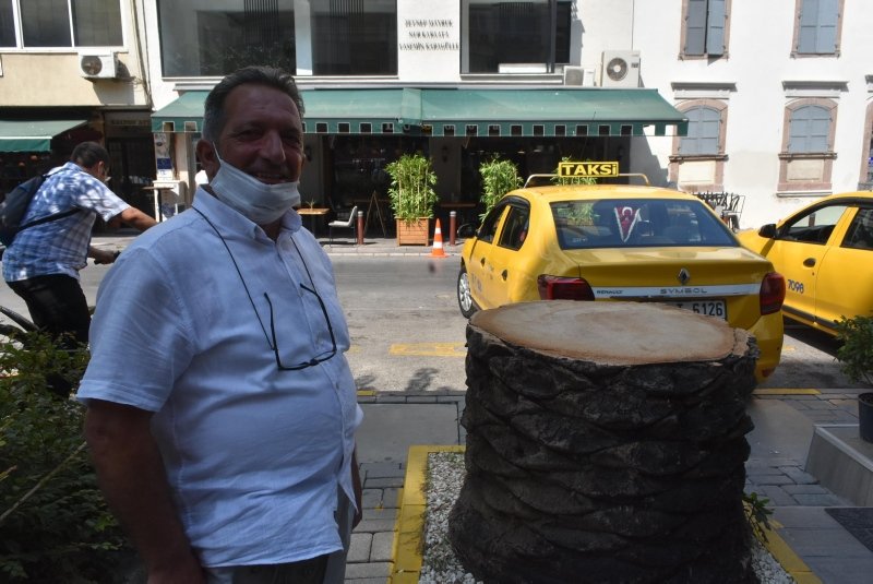 İzmir’in simgesi palmiyelere yetersiz ilaçlama tepkisi