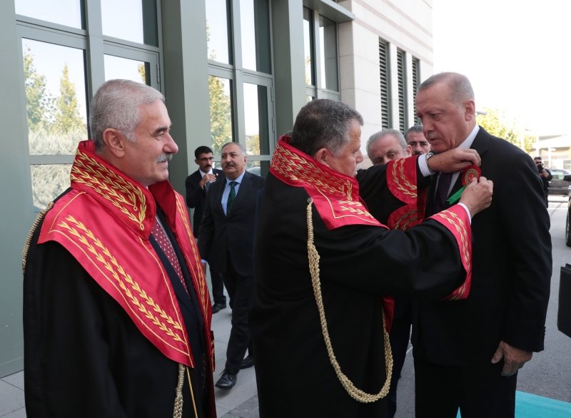 2019-2020 Adli Yıl Açılış Töreni’nde dikkat çeken kare! Başkan Erdoğan...