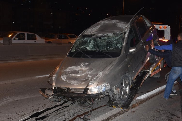 İzmir’de feci kaza! 150 metre sürüklendi 5 takla attı