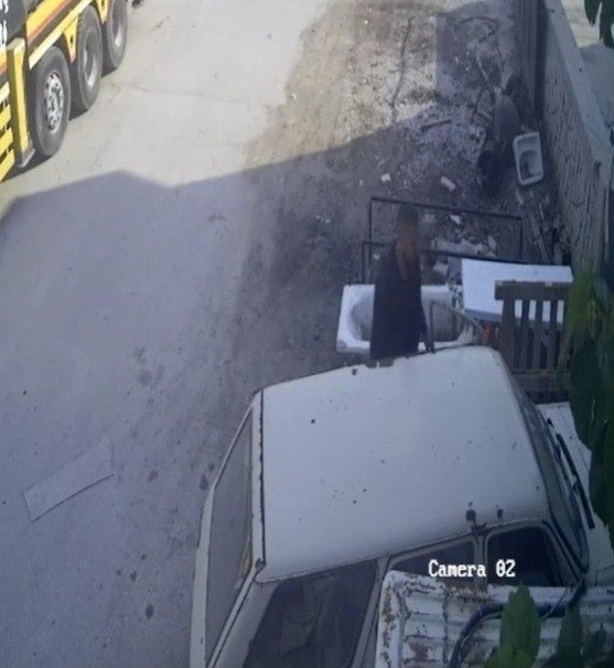 Filmleri aratmayan olay: İki komşusunun aracını çaldı! Meğer suç makinesiymiş