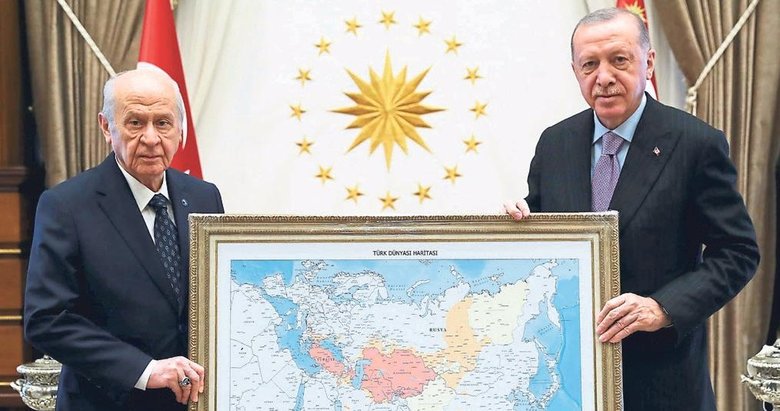 ‘Türk Dünyası’ haritası Yunanları kızdırdı