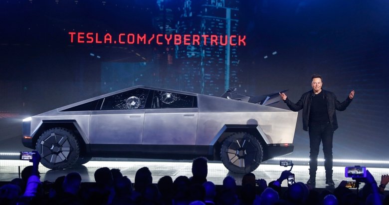 Reklamın iyisi kötüsü olmaz! Elon Musk’ın yeni arabası ’Cybertruck’ dünya gündeminde