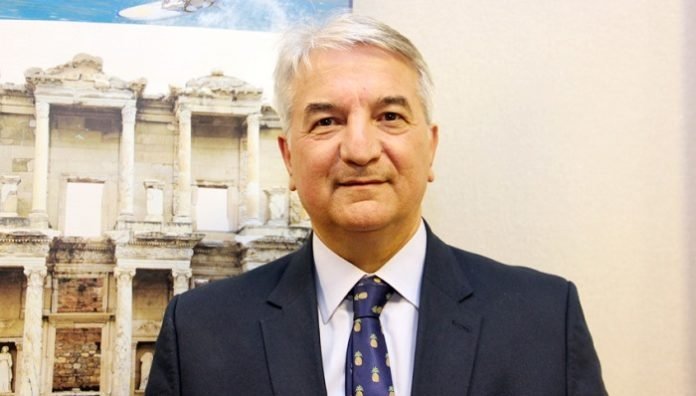 İzmir turizmde kan kaybediyor