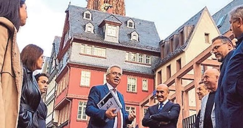 İzmir Büyükşehir’in seyyahları durmuyor