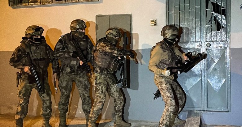 Mahzen-49 operasyonuyla organize suç örgütü çökertildi: 30 gözaltı