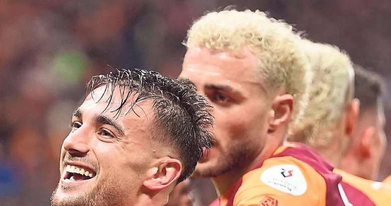 Aslan, Alanya önünde