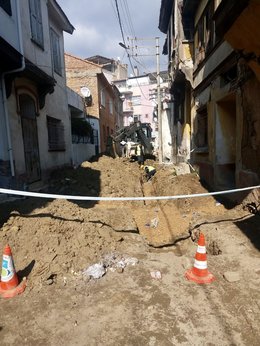 Edremit tarihi evleri gün yüzüne çıkıyor