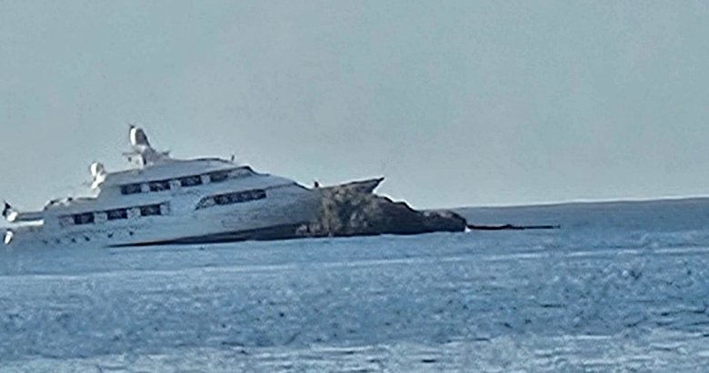 Kayalıklara çarpıp yanan lüks teknenin sahibi ünlü iş insanı çıktı