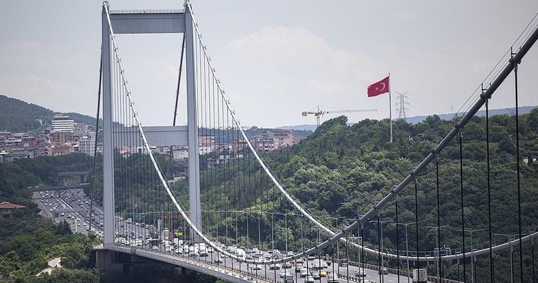 Köprü ve otoyol ücretlerine zam!