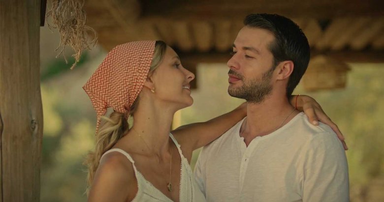 Maria ile Mustafa fırtına gibi esiyor! Maria gururu ve aşkı arasında kalıyor! Yeni bölüm ne zaman? 3. bölüm fragmanı çıktı mı?