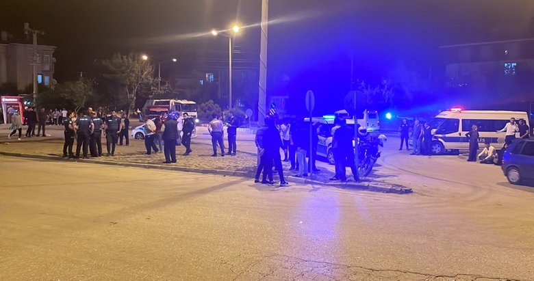 Afyonkarahisar’da panik anları! Sokak düğünü kana bulandı