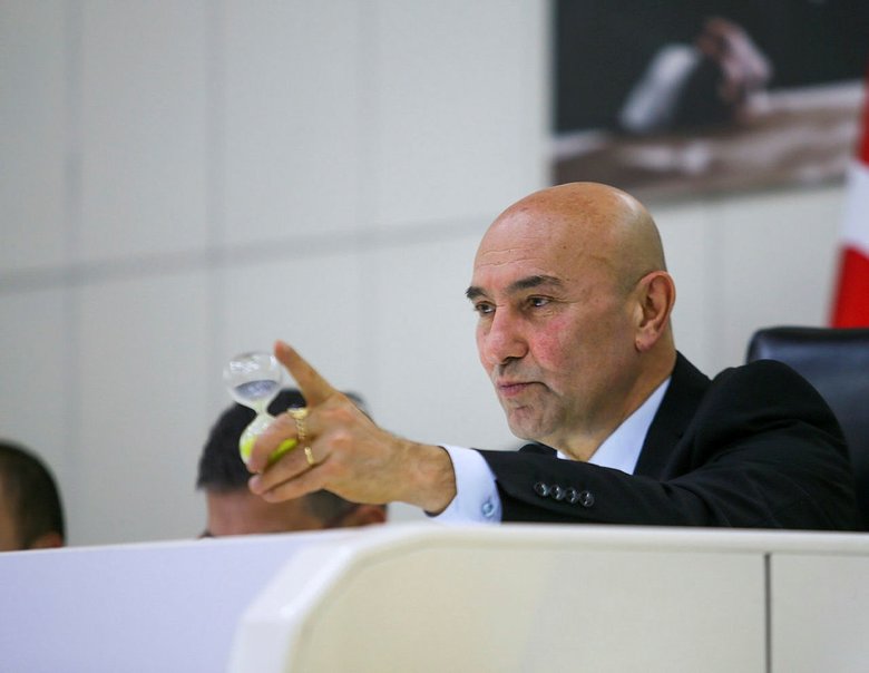 Soyer’in gemisi karaya oturdu